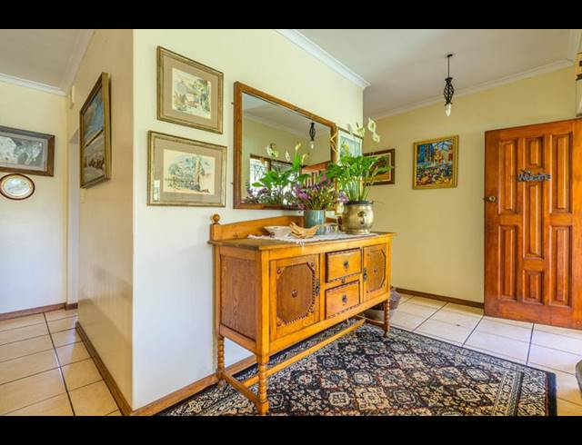 3 BEDROOM HOUSE FOR SALE IN GREENDALE